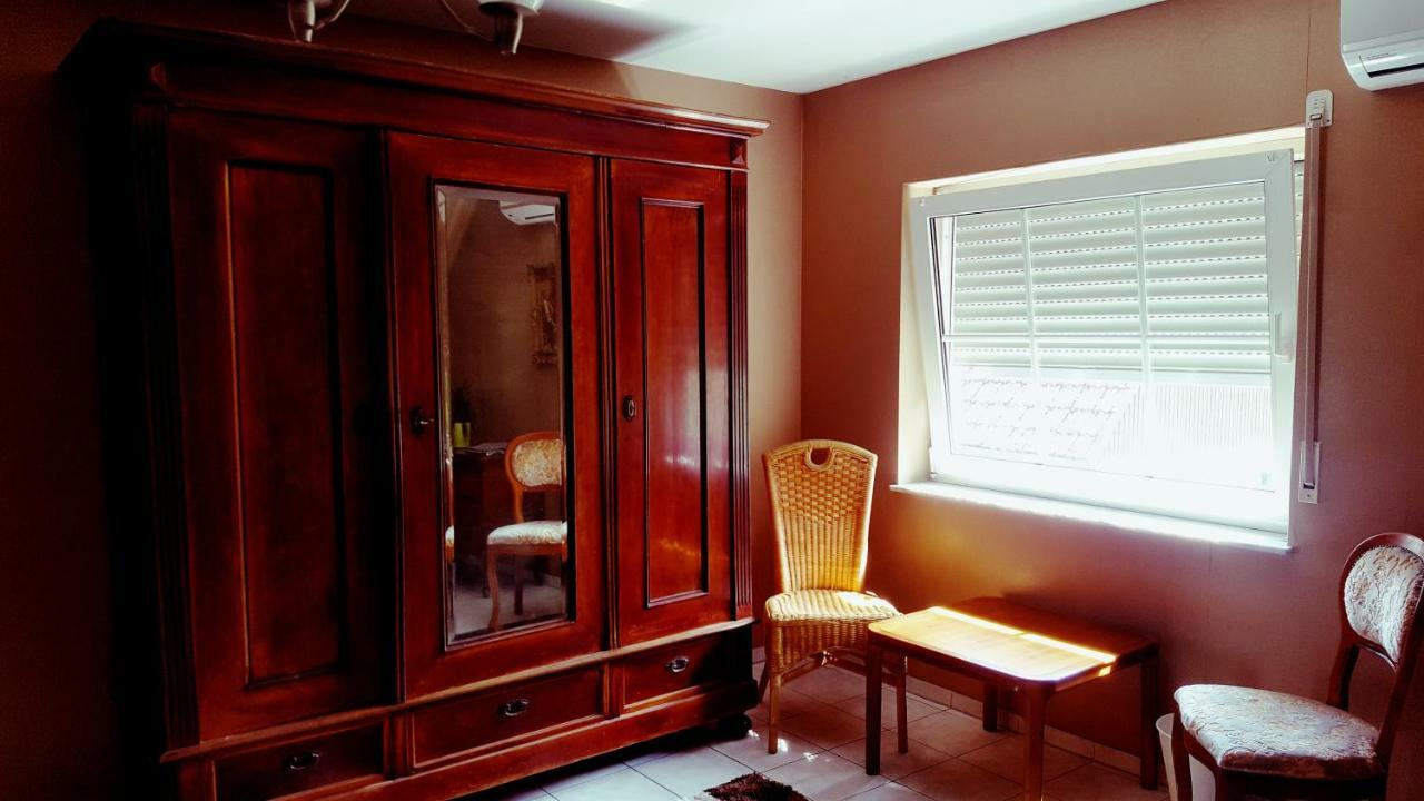 White House 'Privatzimmer' 만하임 외부 사진